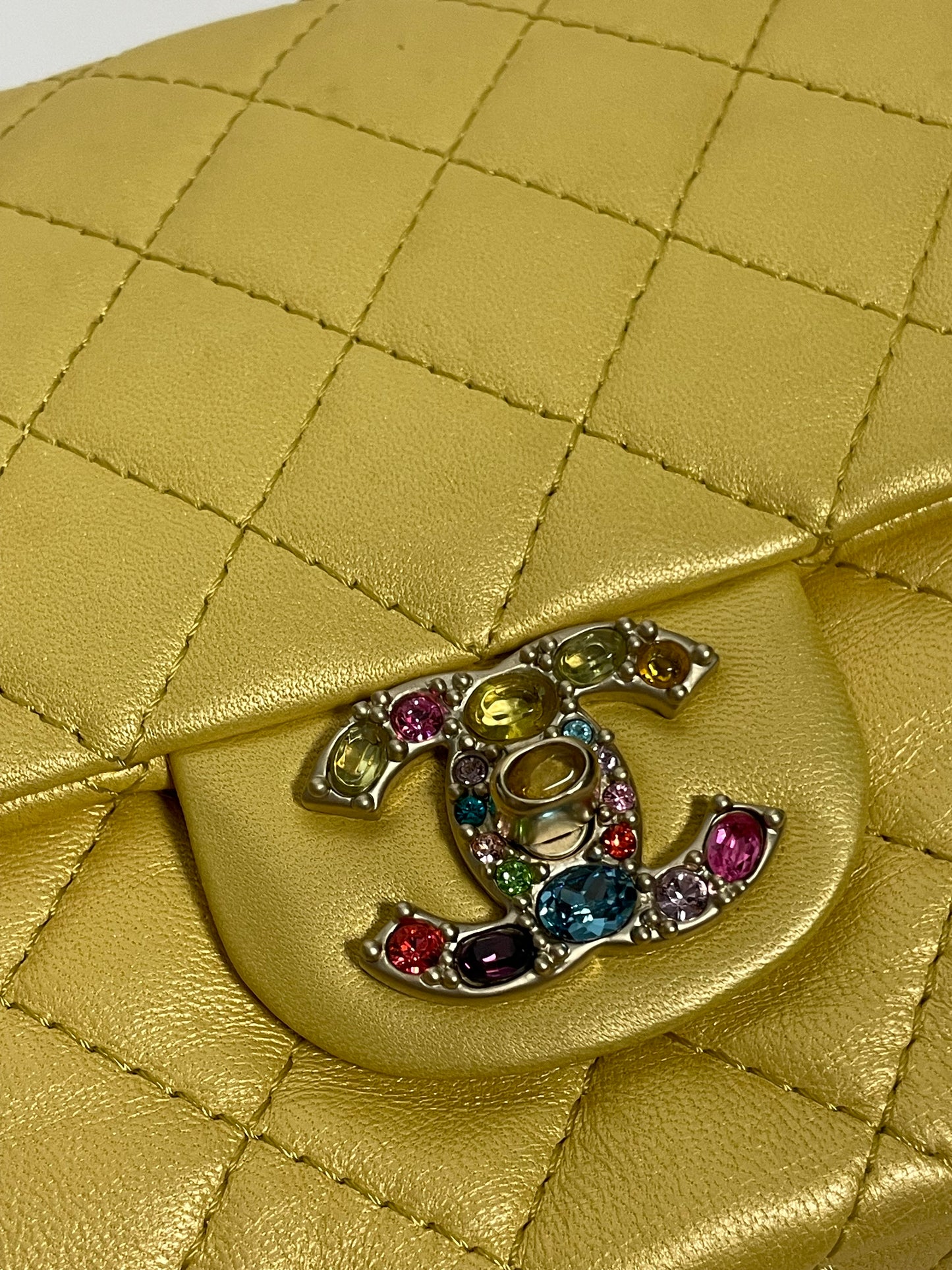 CHANEL jewelled flap bag