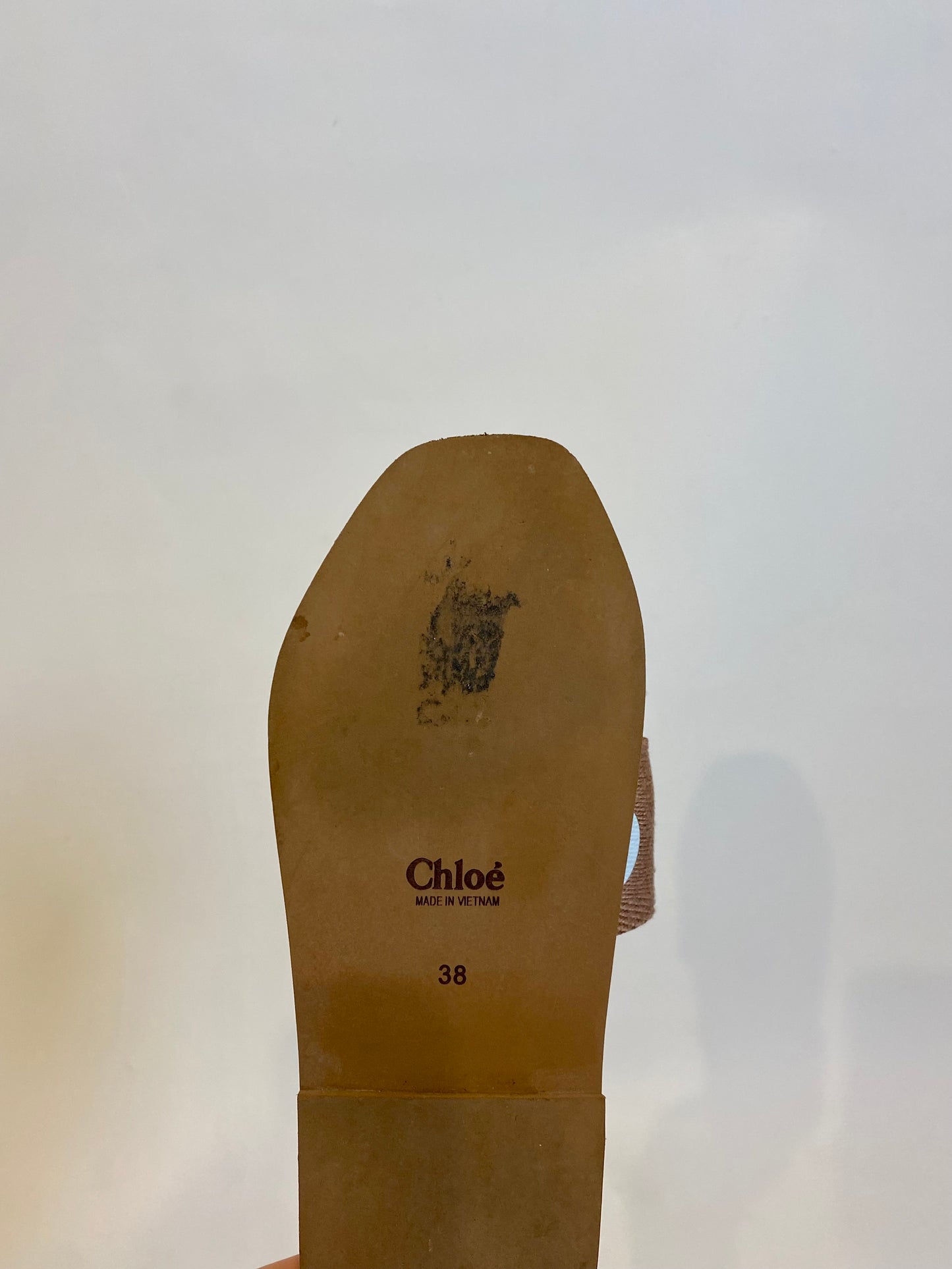 Chloe sliders