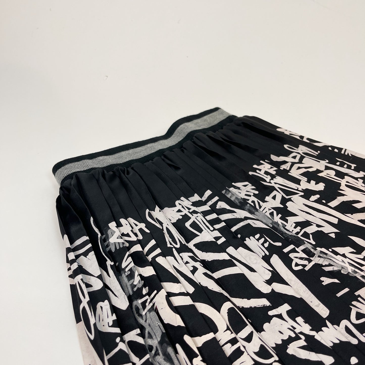 Simeon Farrar Graffiti Pleated Skirt