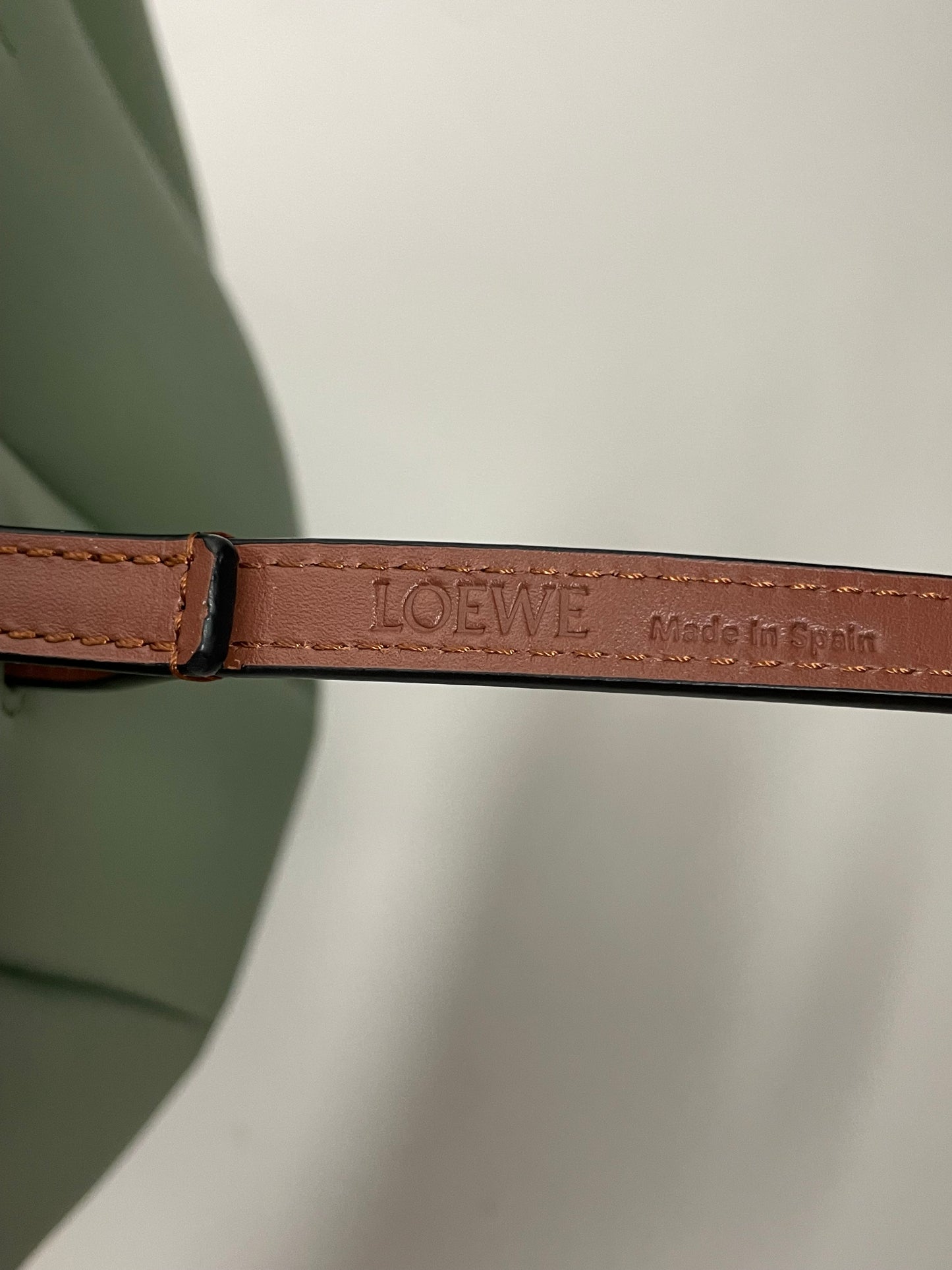 Loewe petal bag small