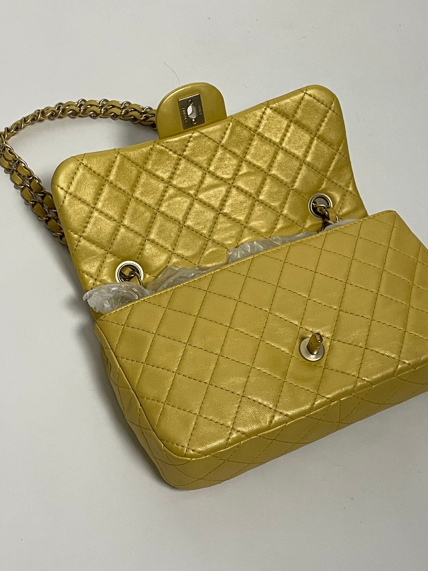CHANEL jewelled flap bag