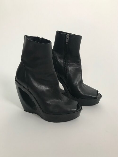 Ann Demeulemeester Cut Out Heeled Ankle Boots Ann Demeulemeester