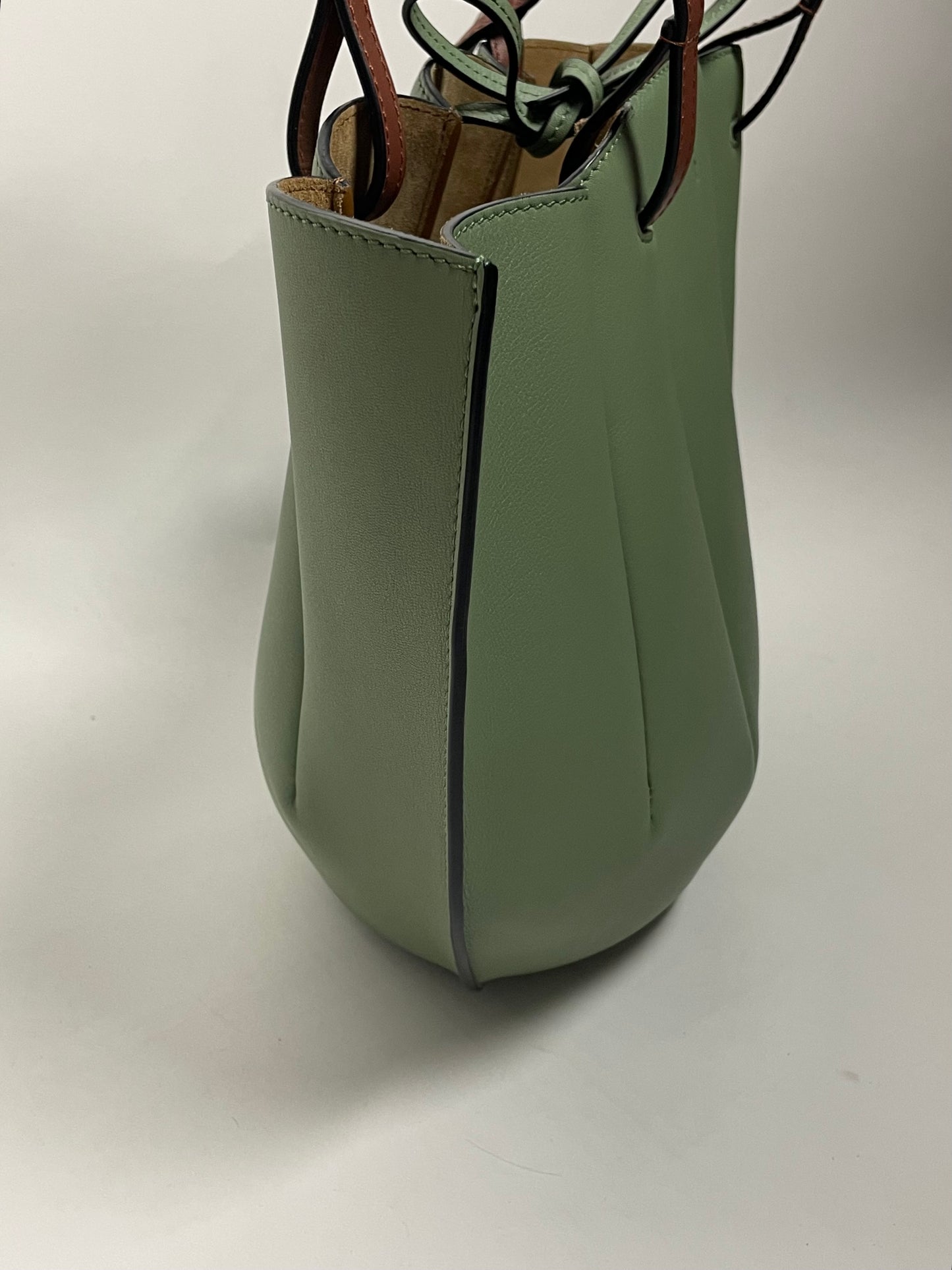 Loewe petal bag small