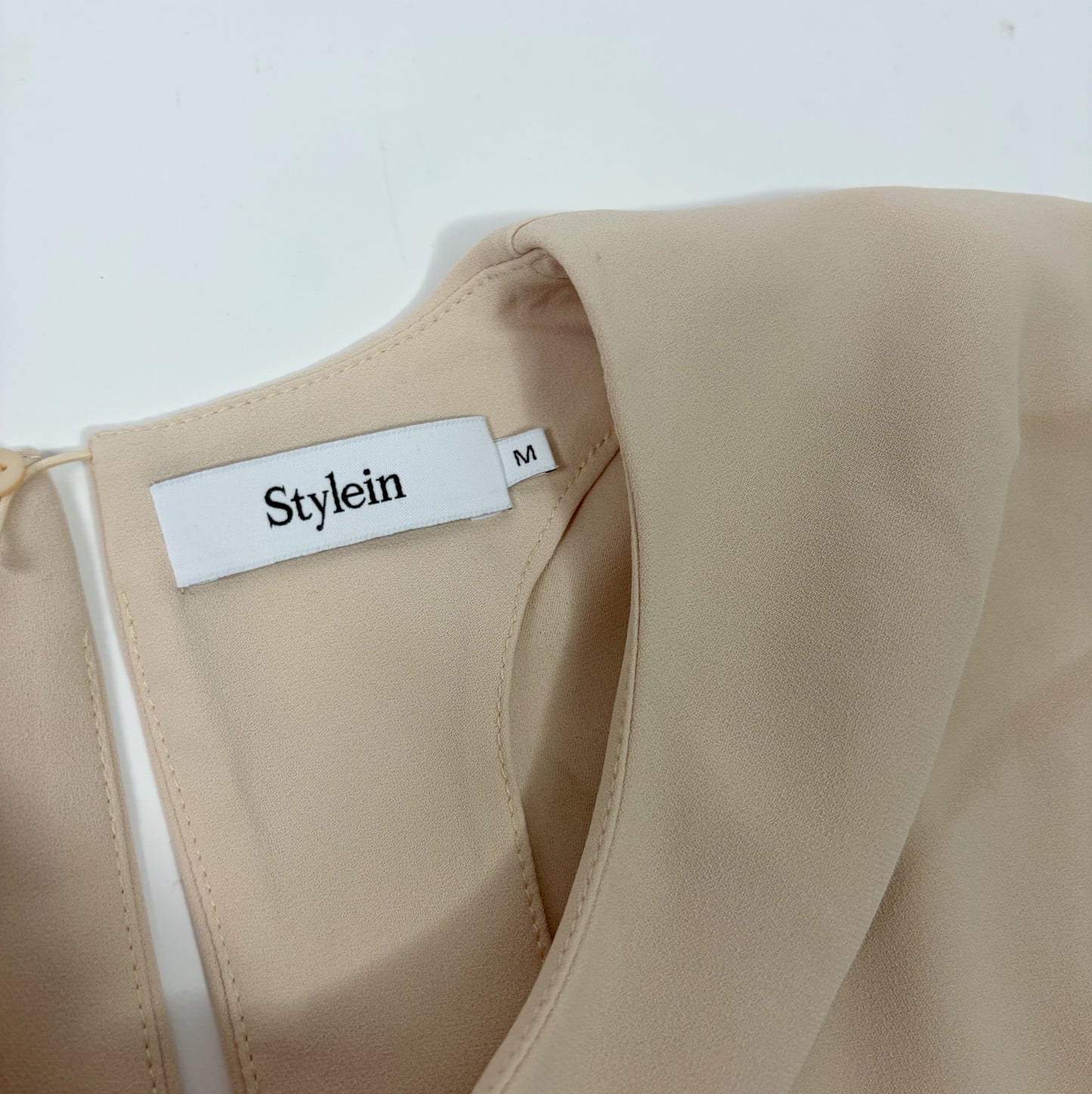 Stylein Cape Top