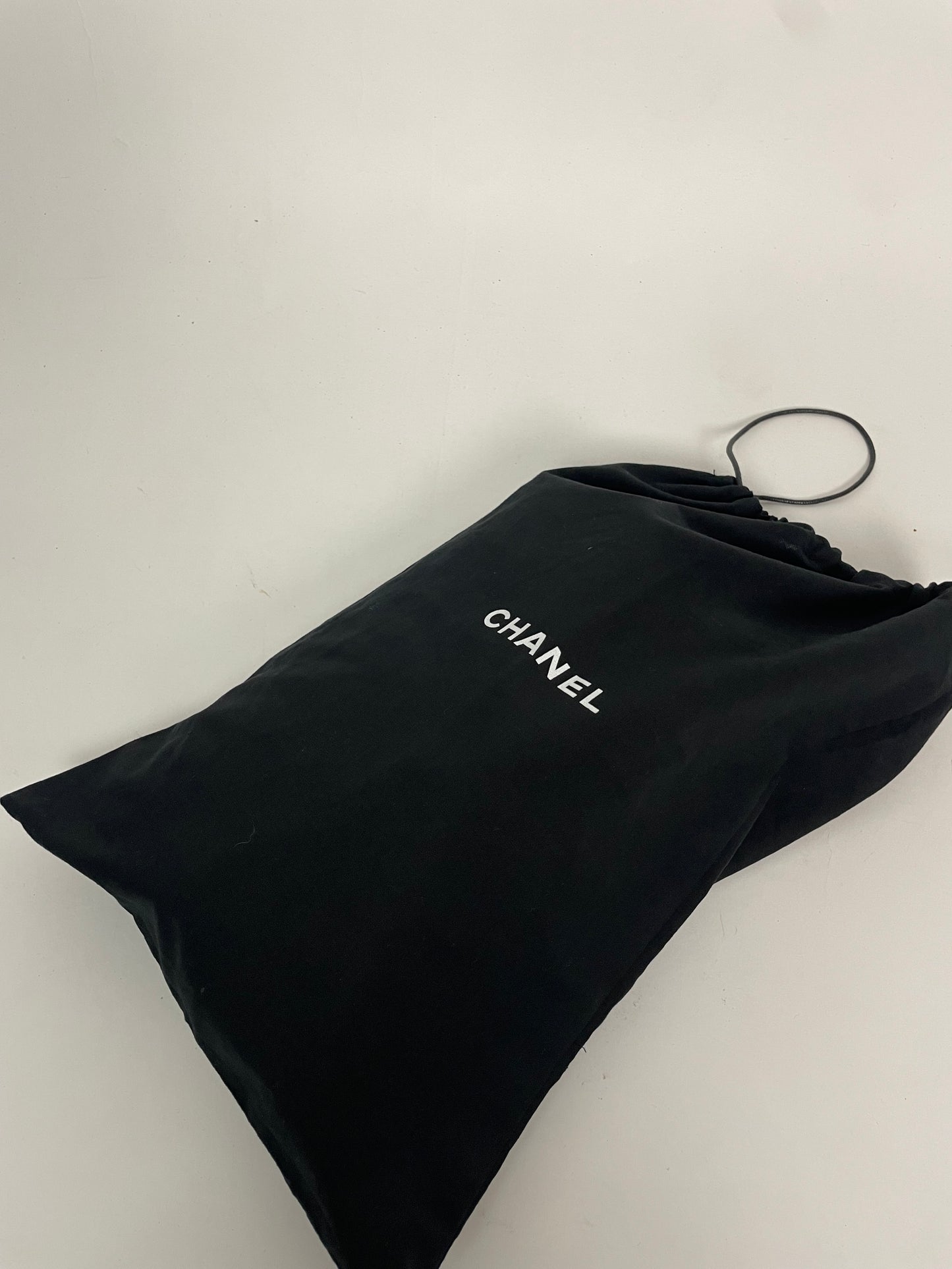 CHANEL single flap medium