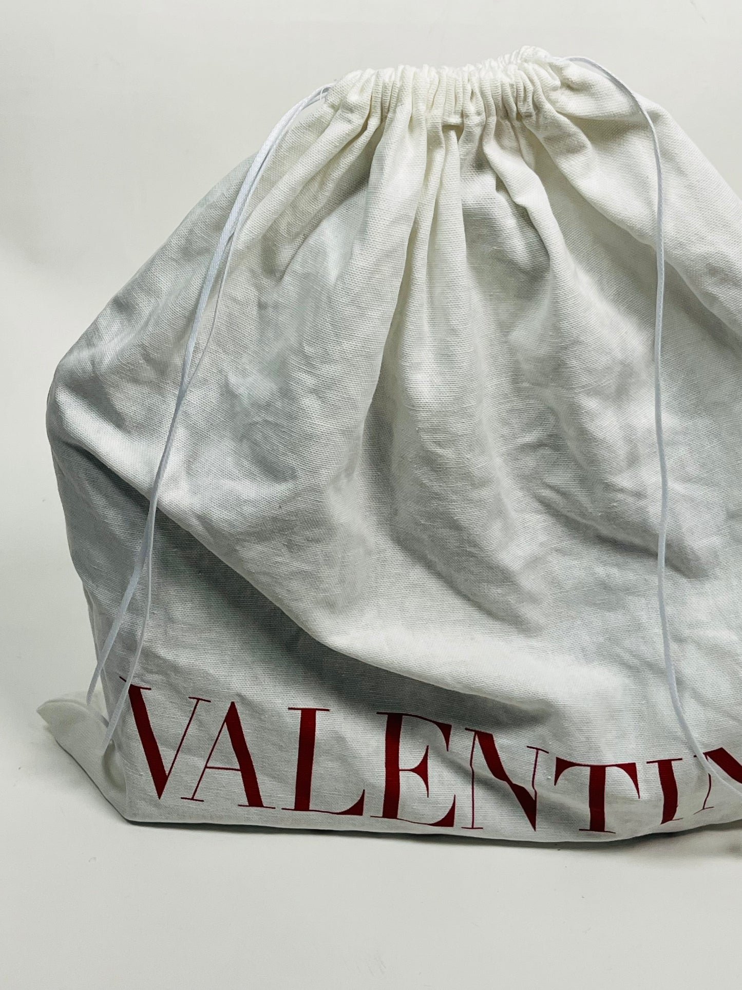 Valentino Roman hand bag size small
