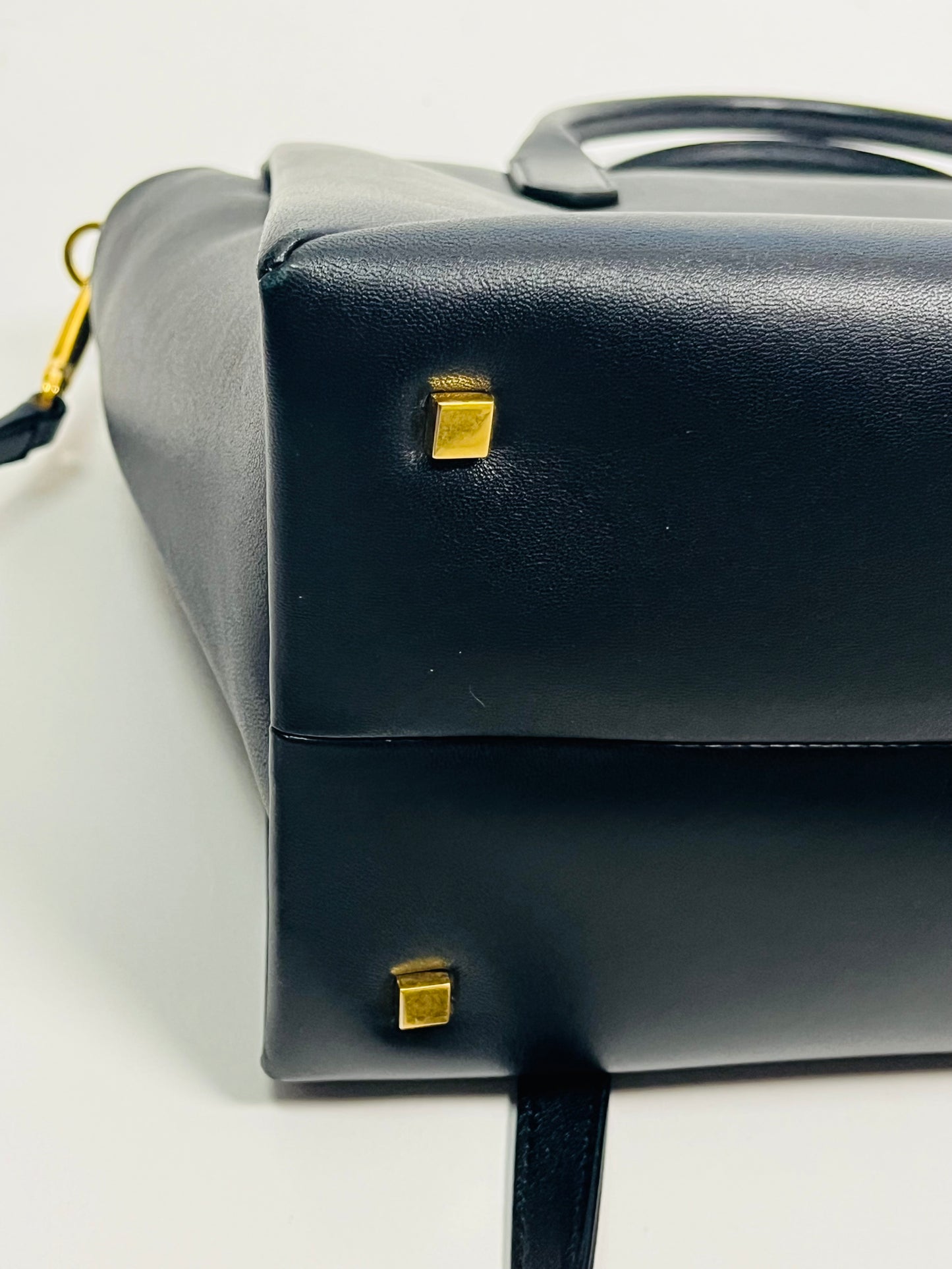 Valentino Roman hand bag size small