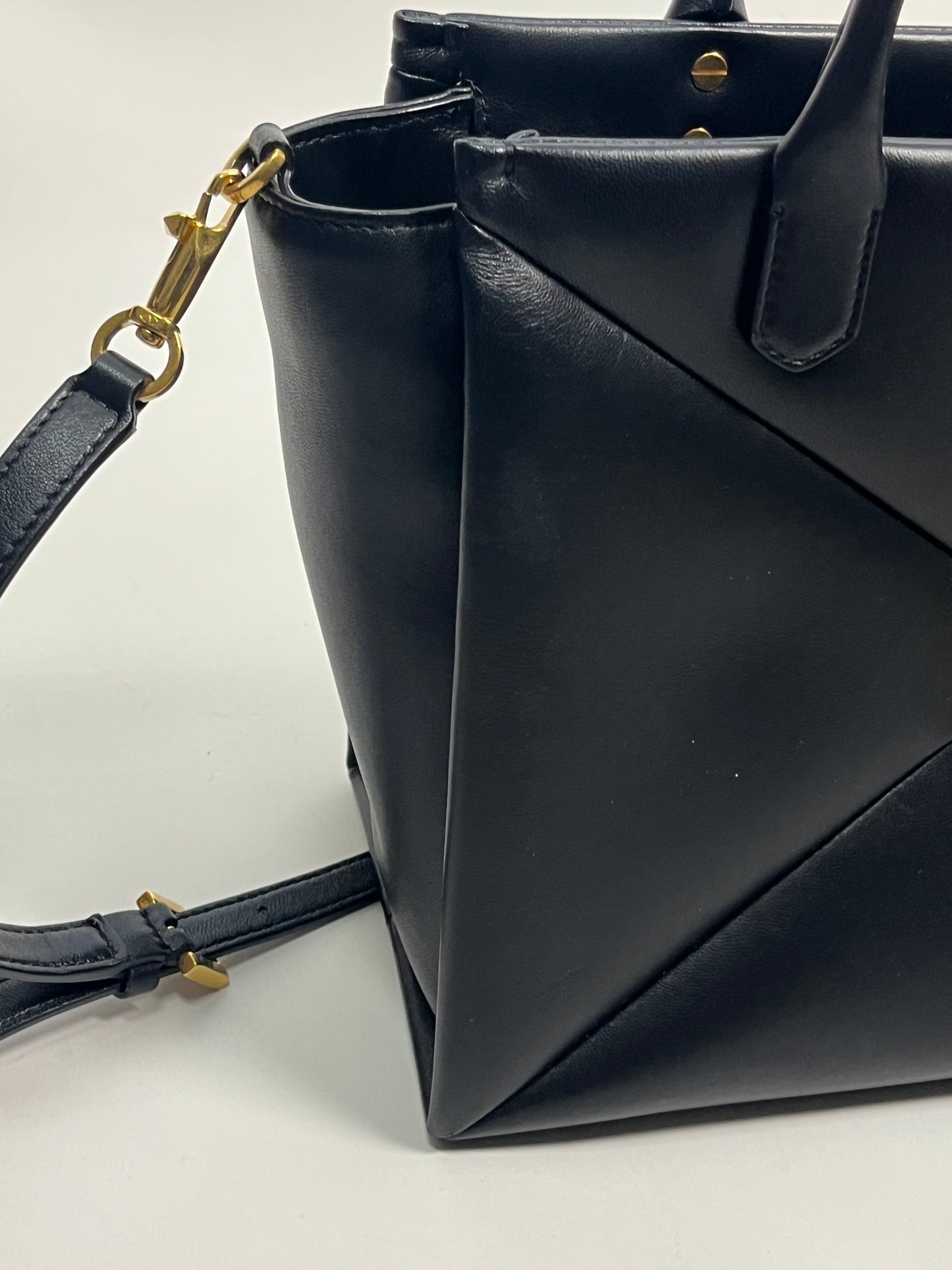 Valentino Roman hand bag size small