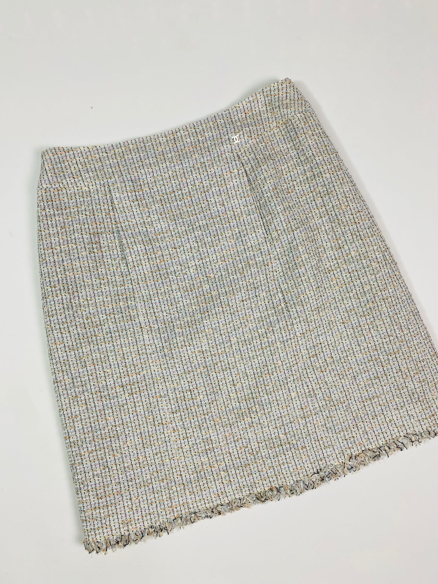 CHANEL Spring 2004 Tweed Skirt Suit