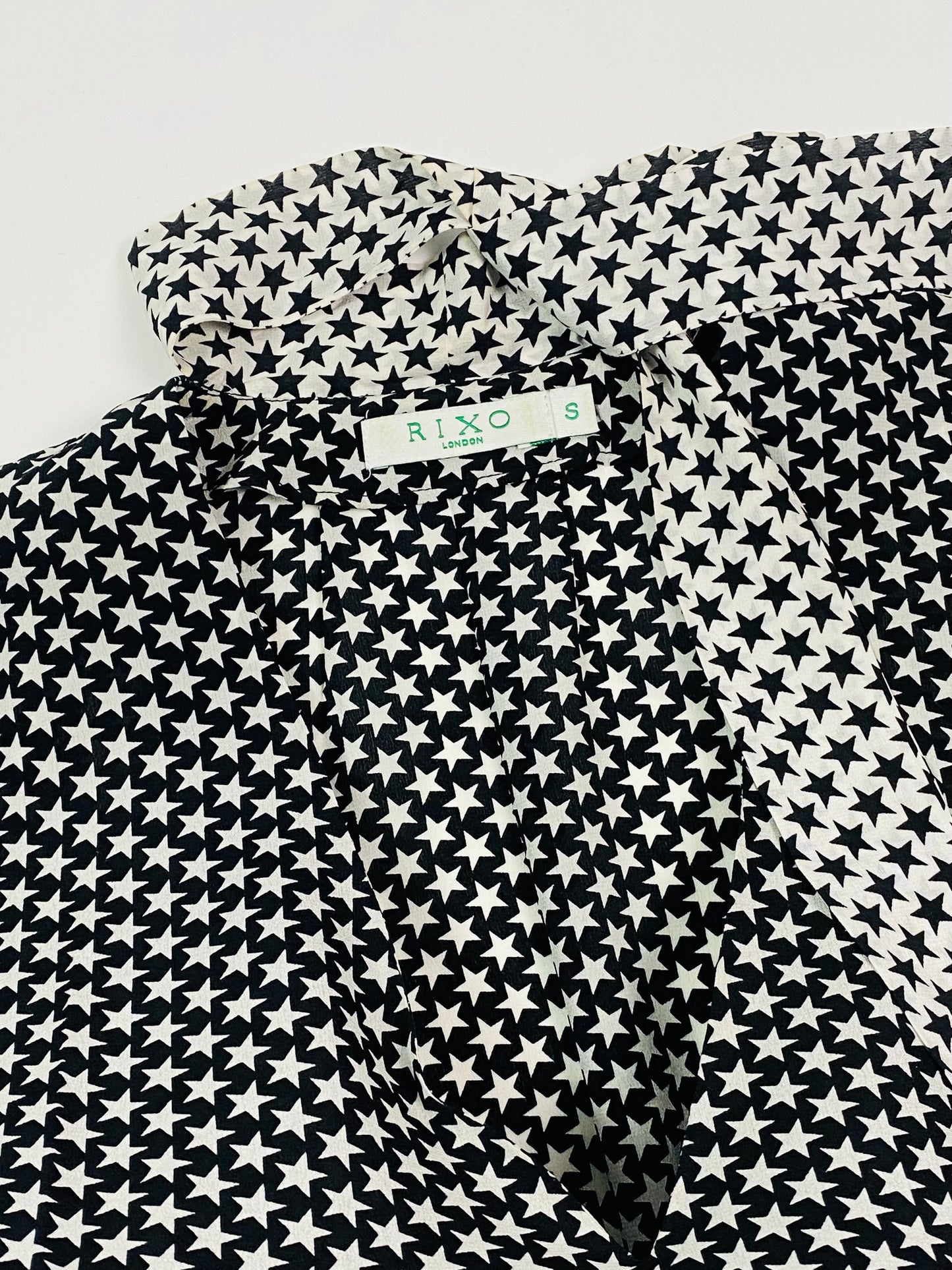 RIXO Monochrome Blouse