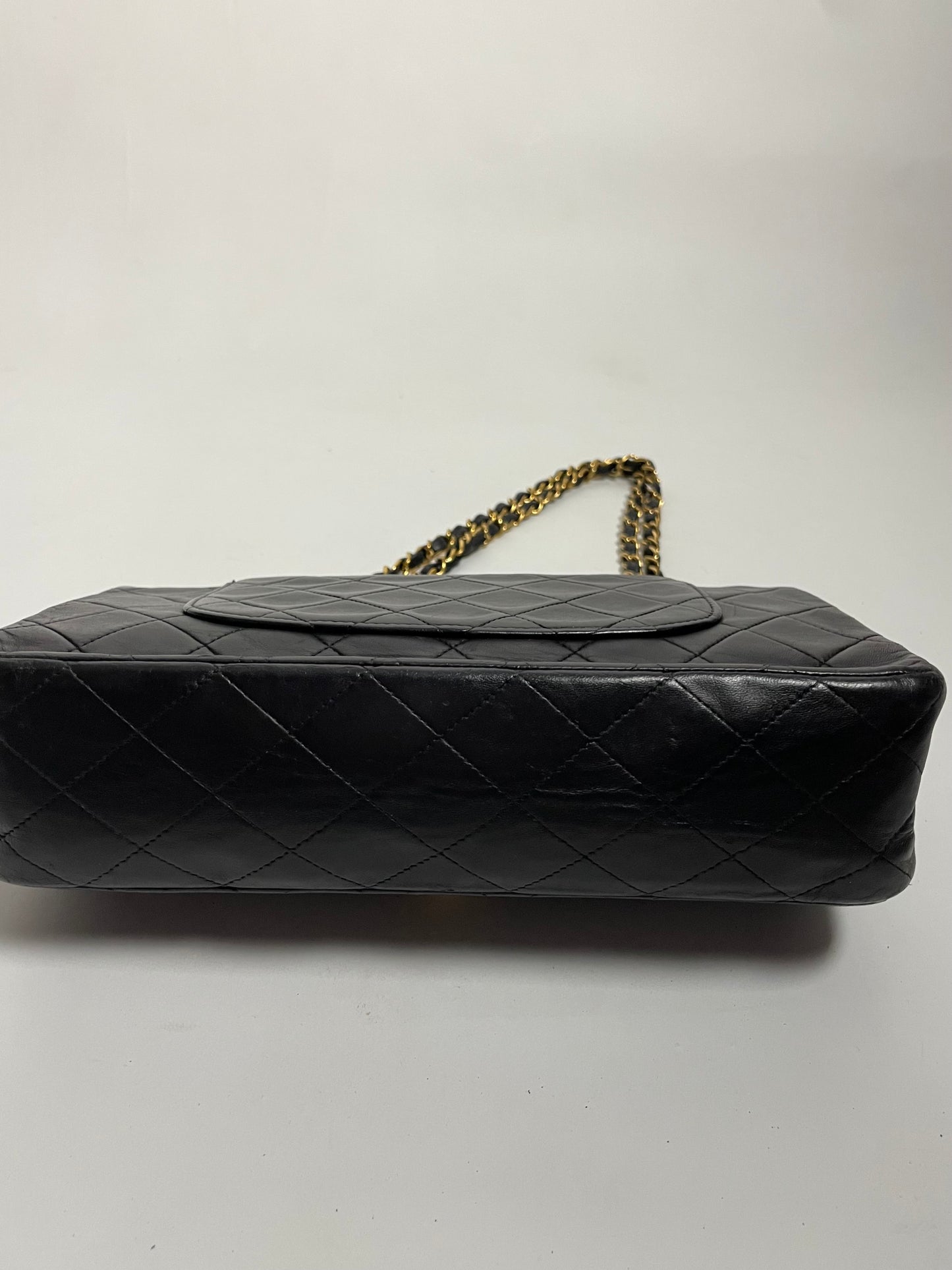 CHANEL medium double flap