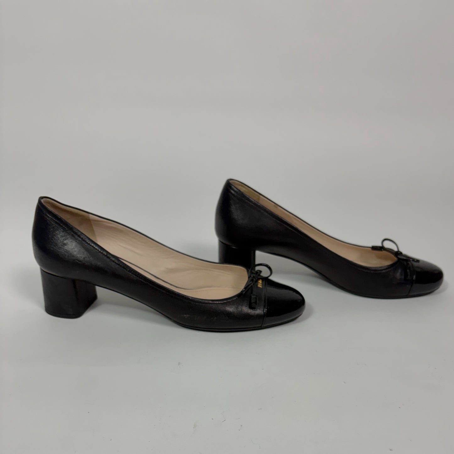 Prada Pumps