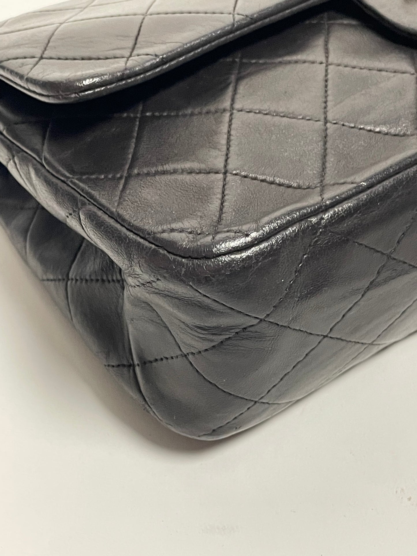CHANEL medium double flap
