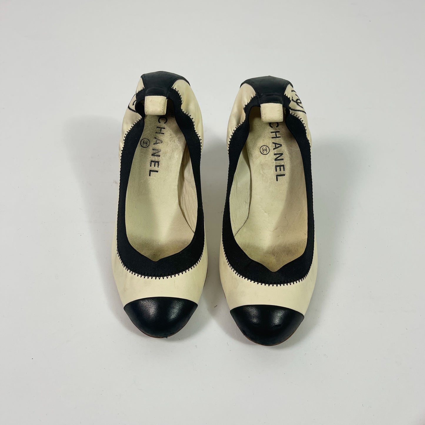 Chanel Pumps