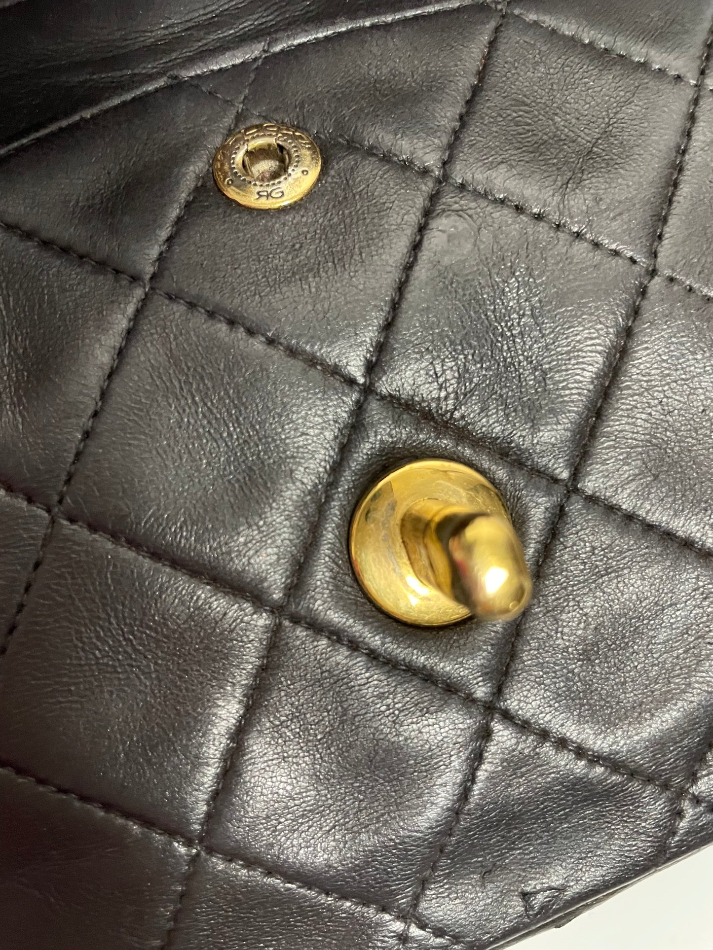 CHANEL medium double flap