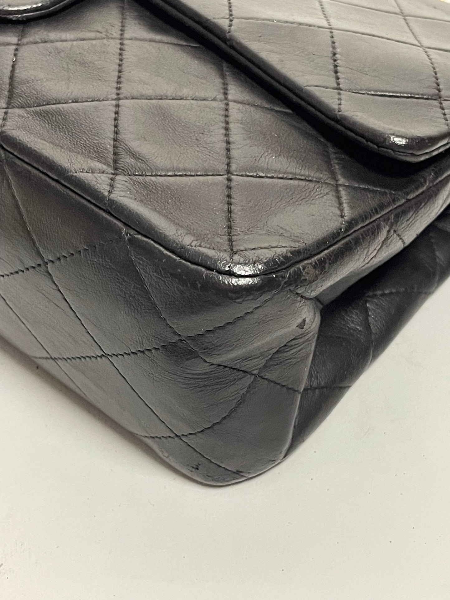 CHANEL medium double flap