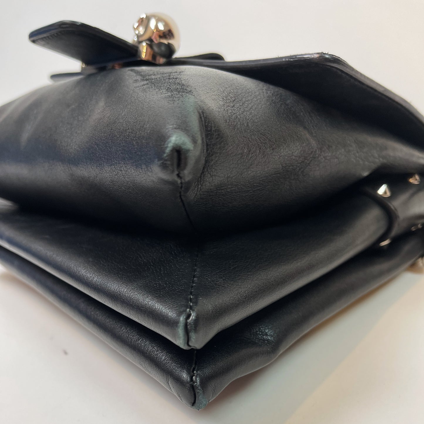 Alexander McQueen Leather Shoulder Bag