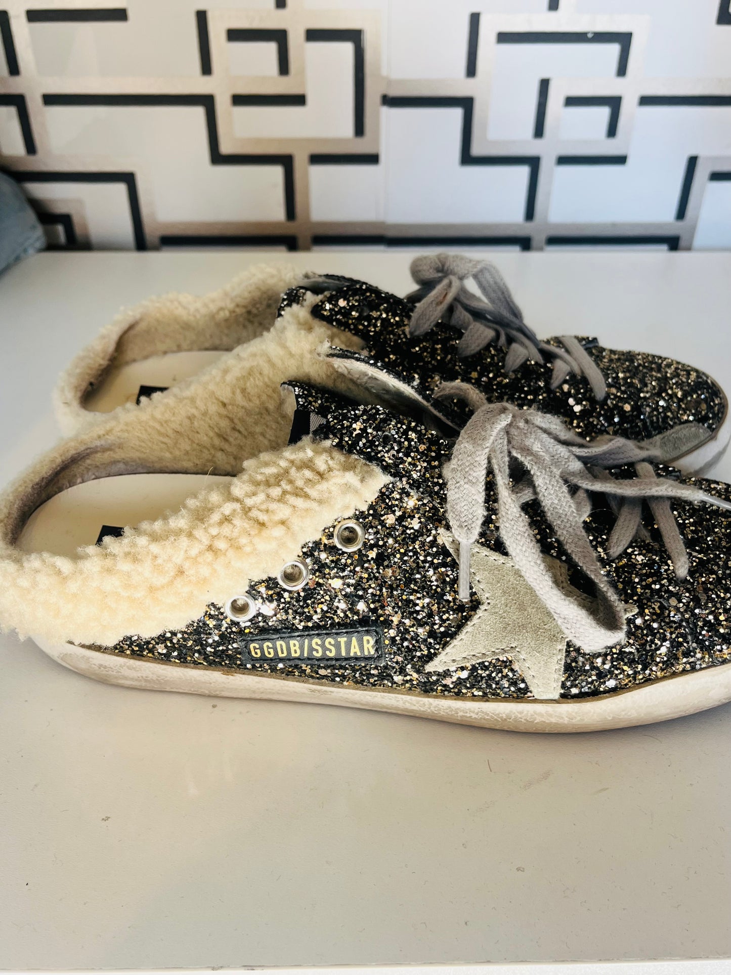 Golden Goose Deluxe superstar size 39