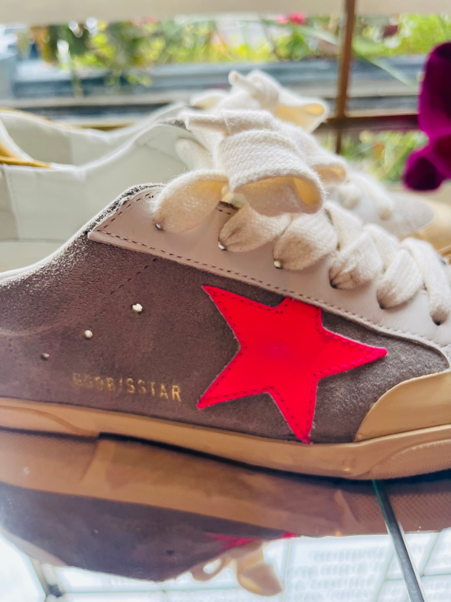 Golden Goose Superstar size 38