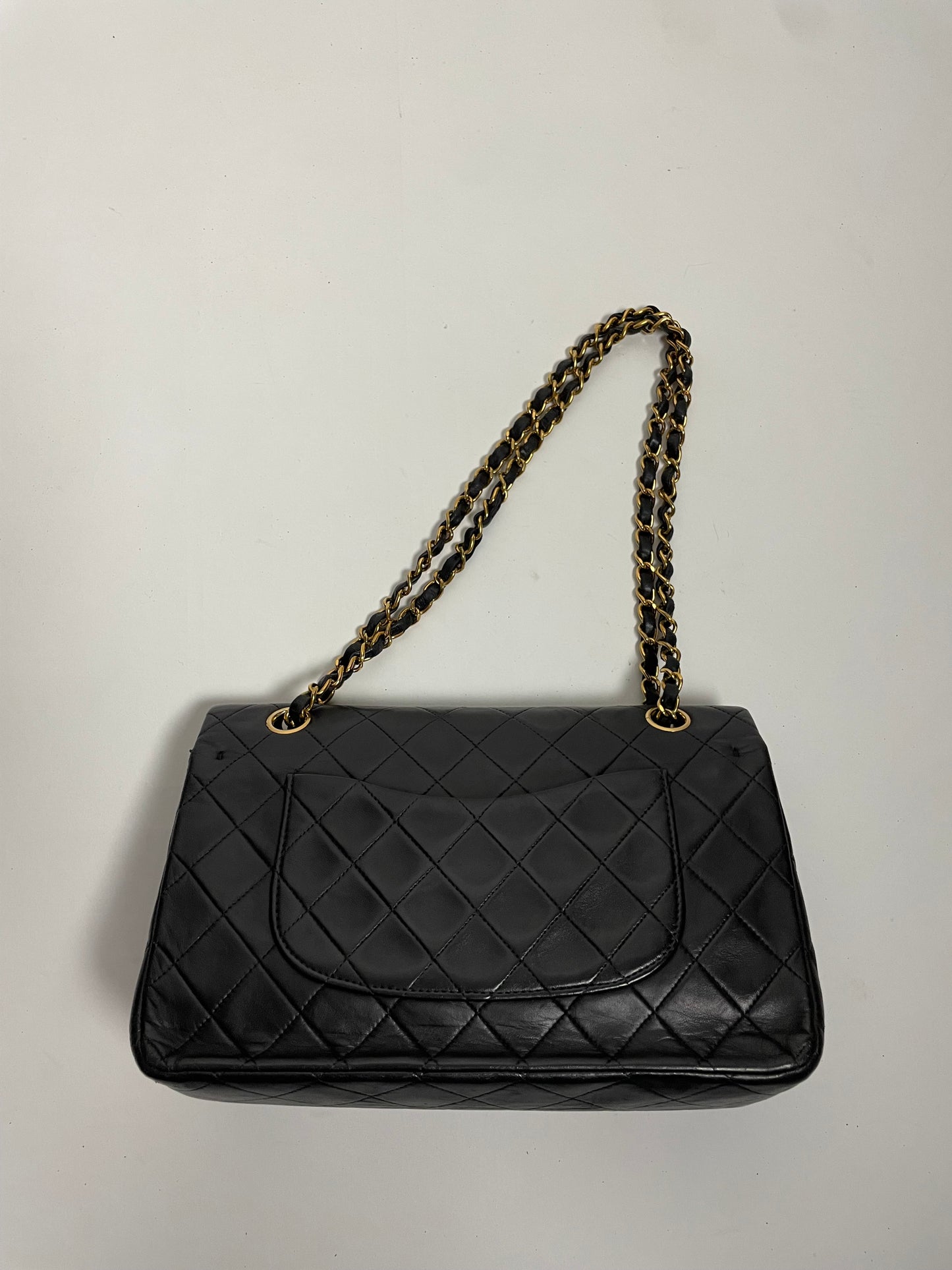 CHANEL medium double flap