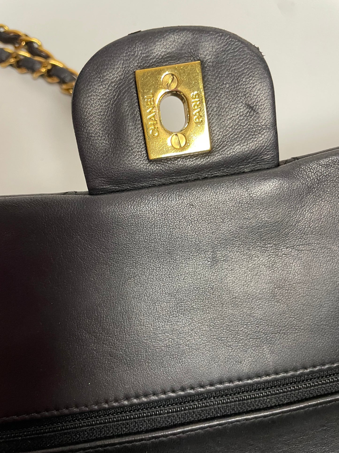 CHANEL medium double flap
