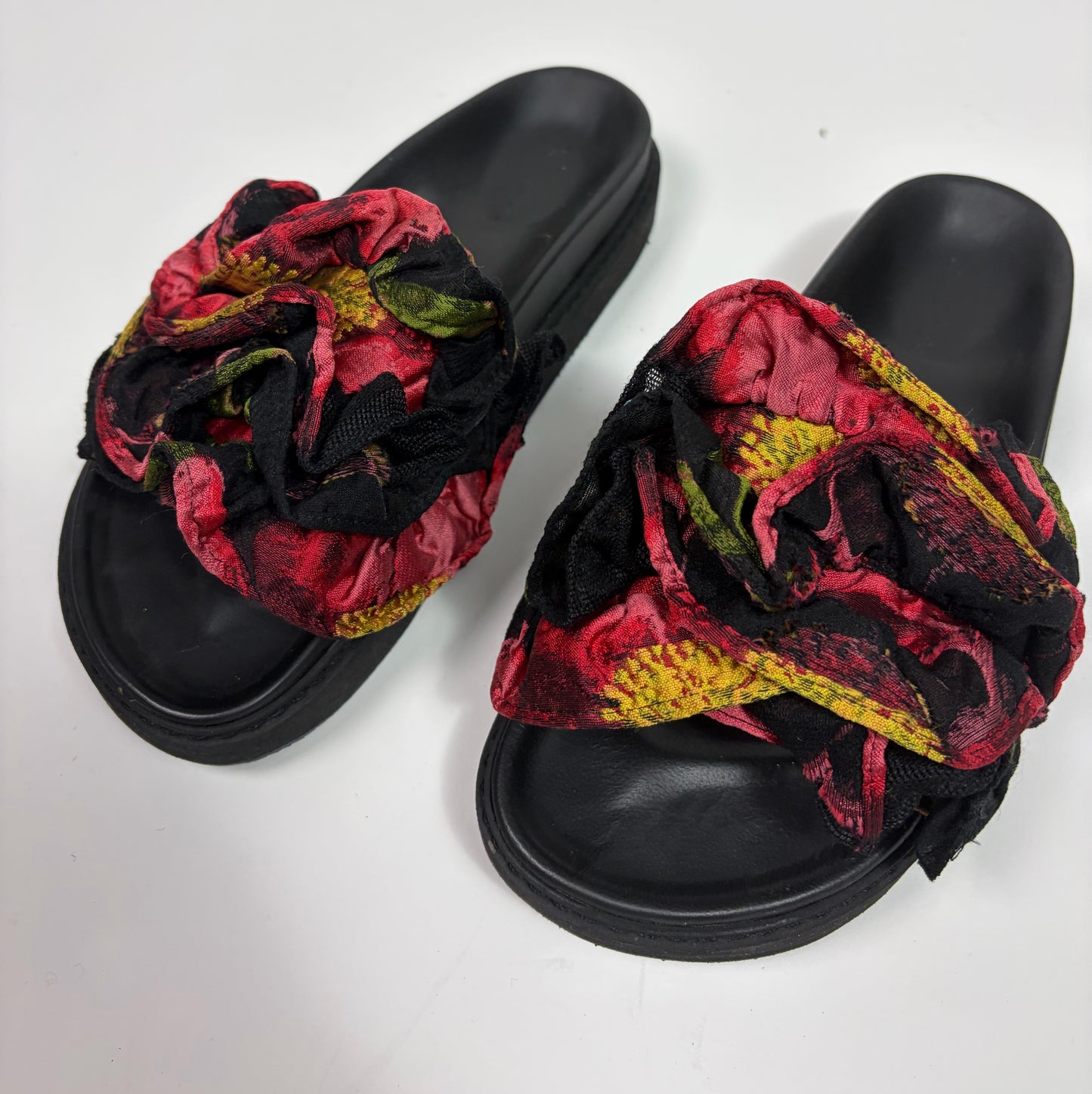 Simone Rocha Sliders