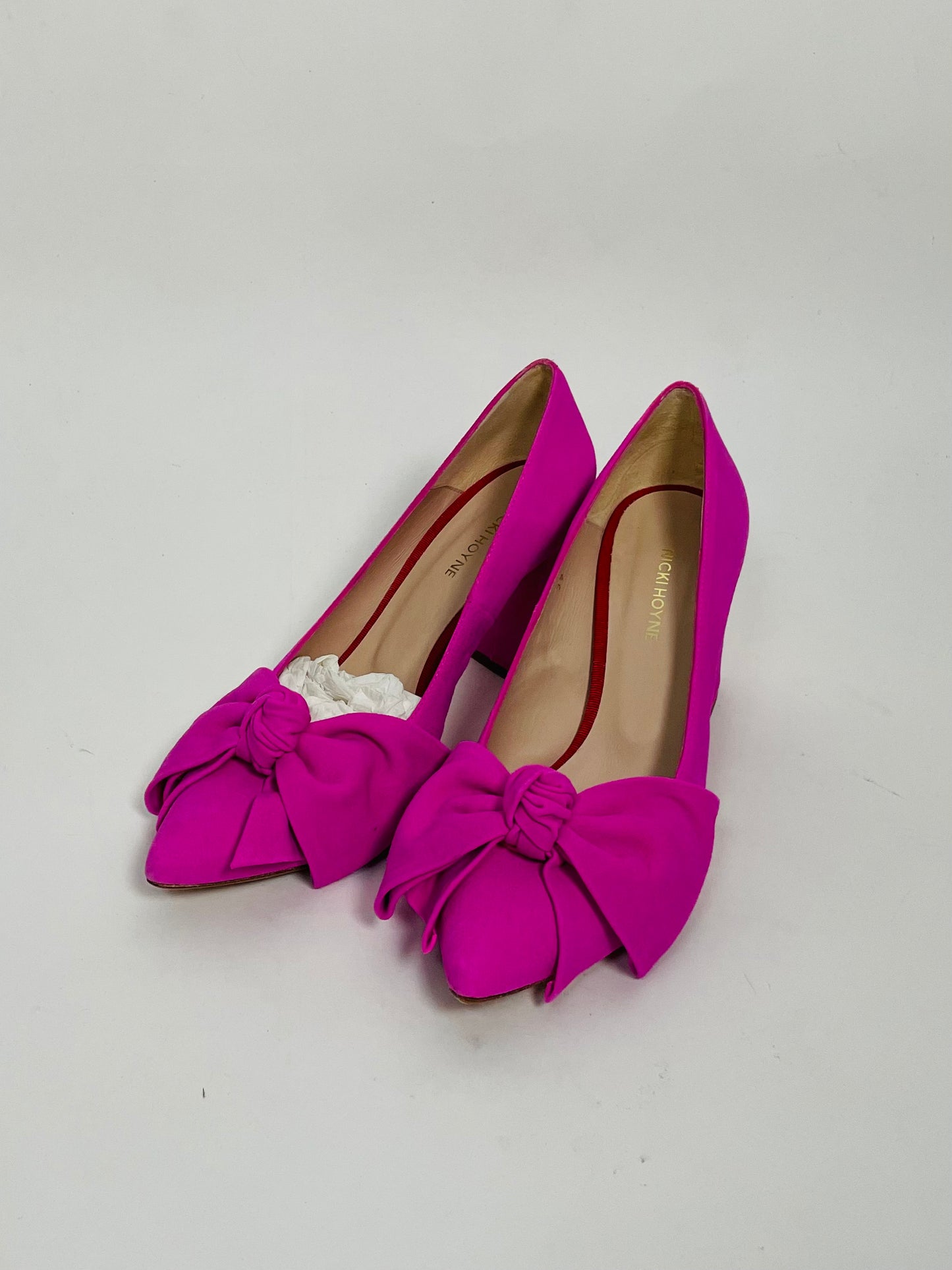 Nicki Hoyne Bow Pump s39