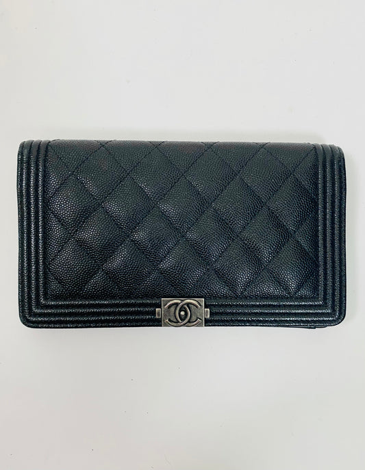 CHANEL 'Boy' caviar leather wallet