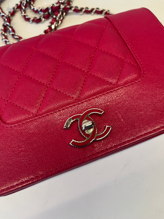 CHANEL Mademoiselle WOC