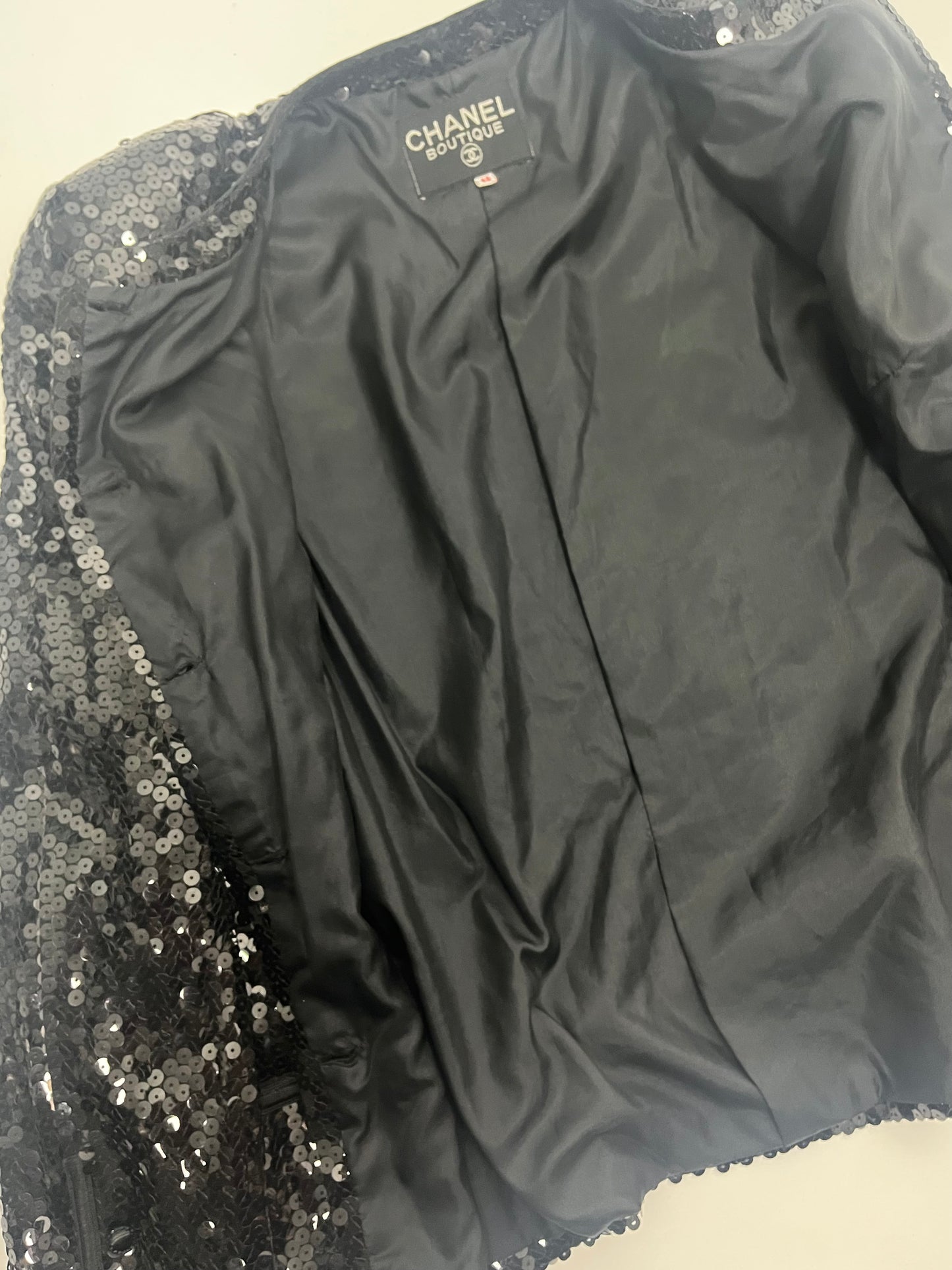 CHANEL suit vintage
