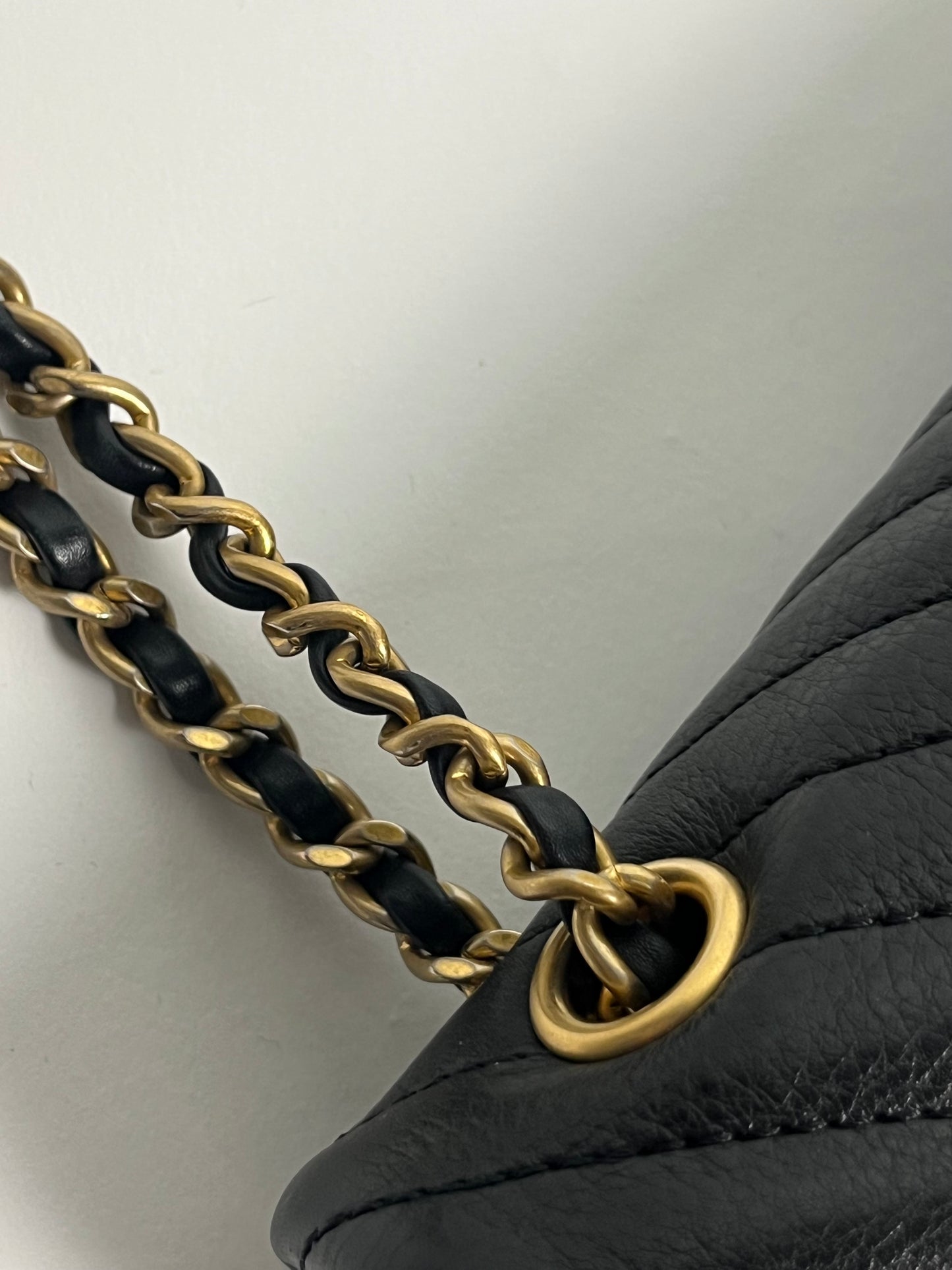 CHANEL rock the corner chevron flap.