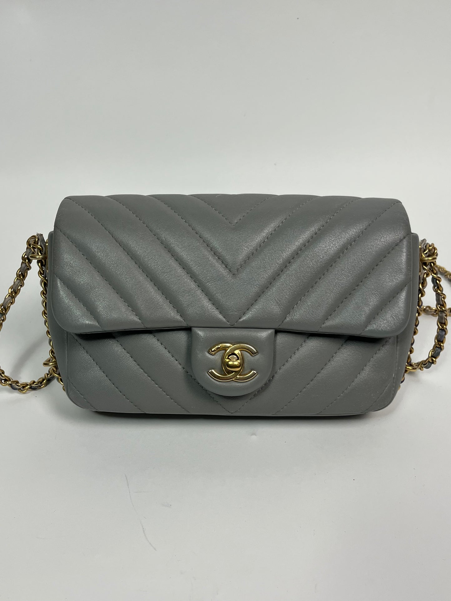 CHANEL Chain Around small rectangle chevron