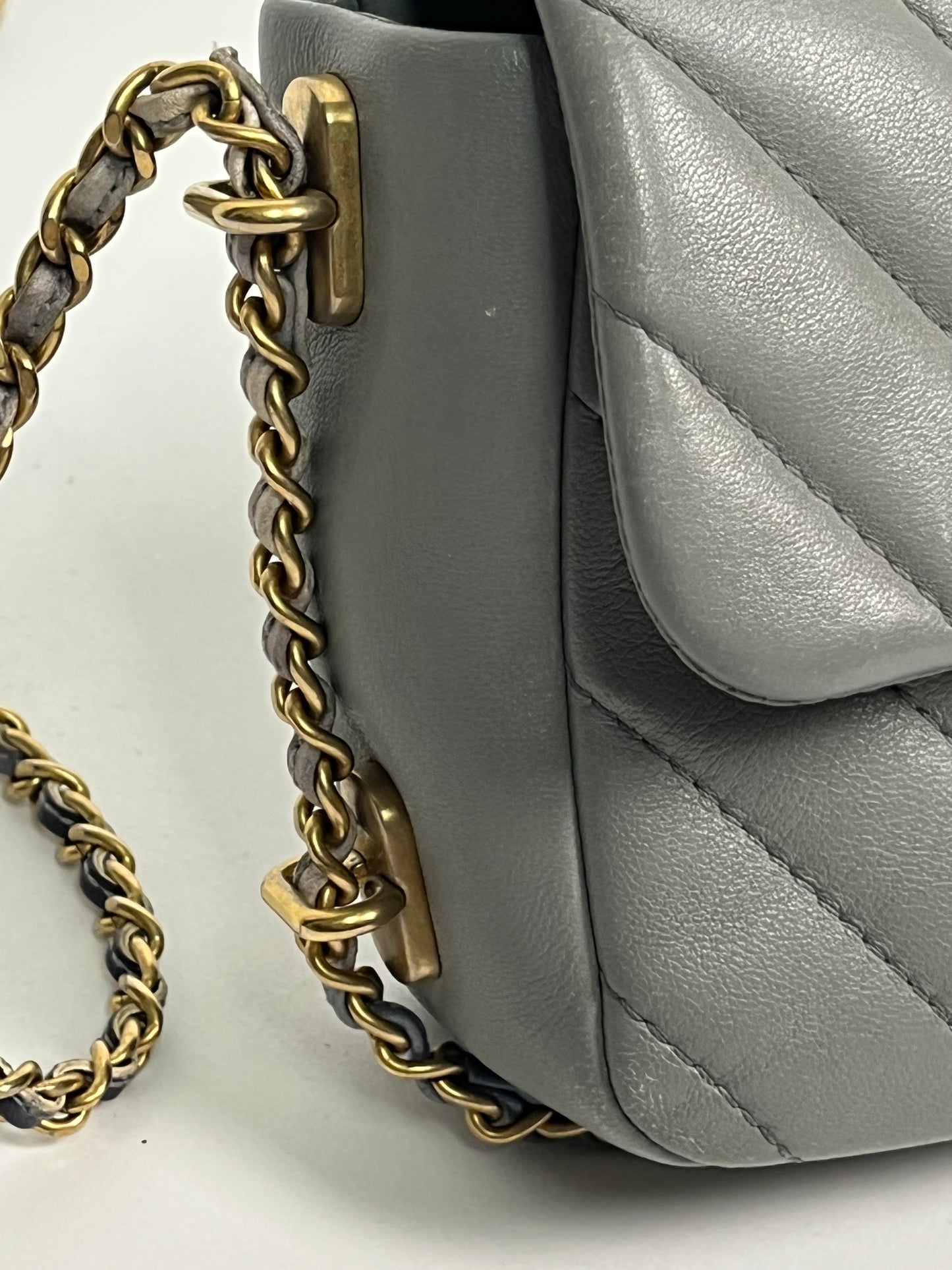 CHANEL Chain Around small rectangle chevron