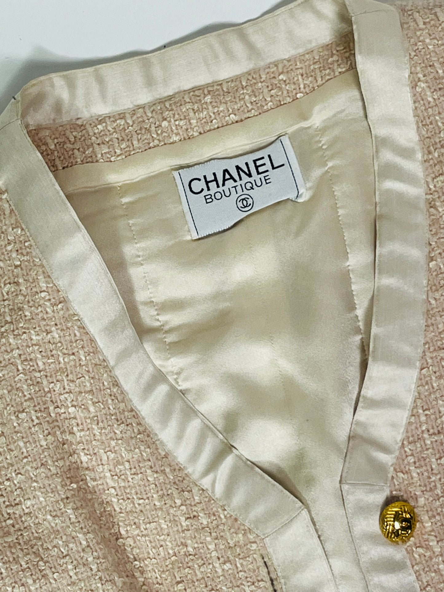 CHANEL tweed jacket