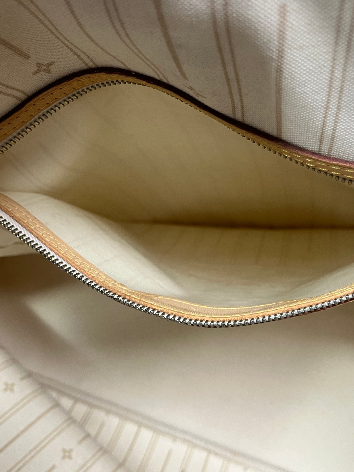 Louis Vuitton Neverfull GM
