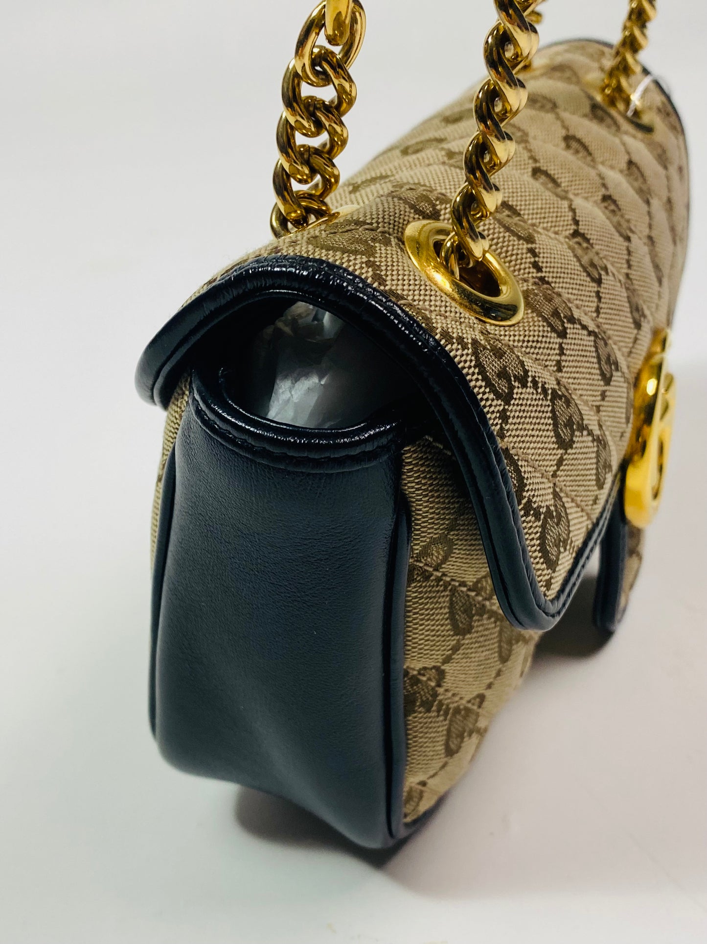 GUCCI Marmont Shoulder Bag