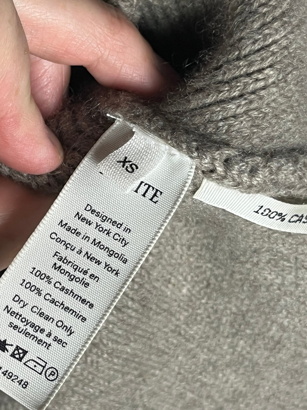 Khaite ' Scarlet ' cashmere cardigan