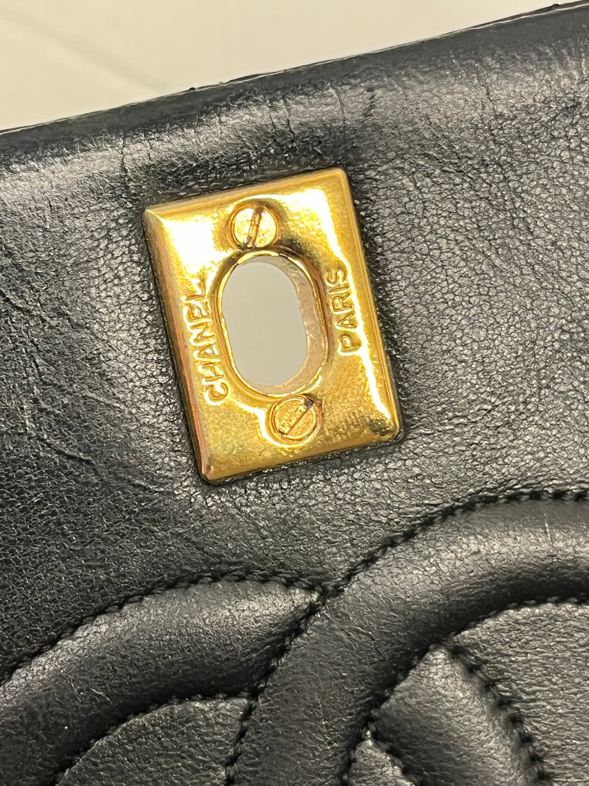 Vintage CHANEL full flap lambskin