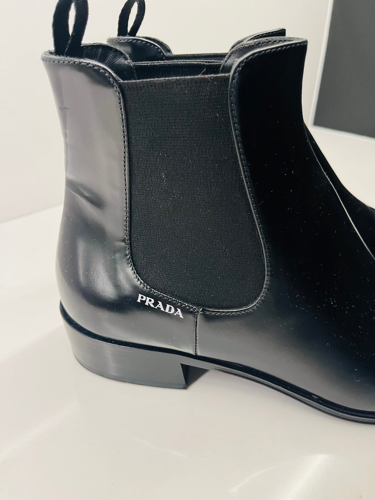 Prada chelsea boots size 40