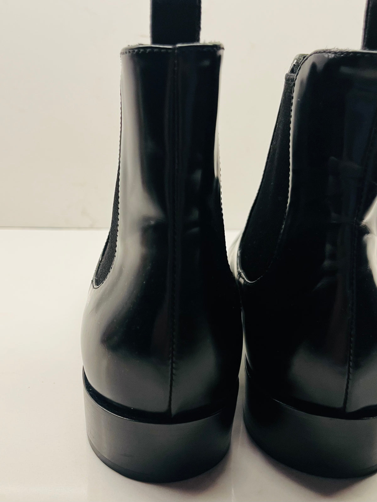 Prada chelsea boots size 40