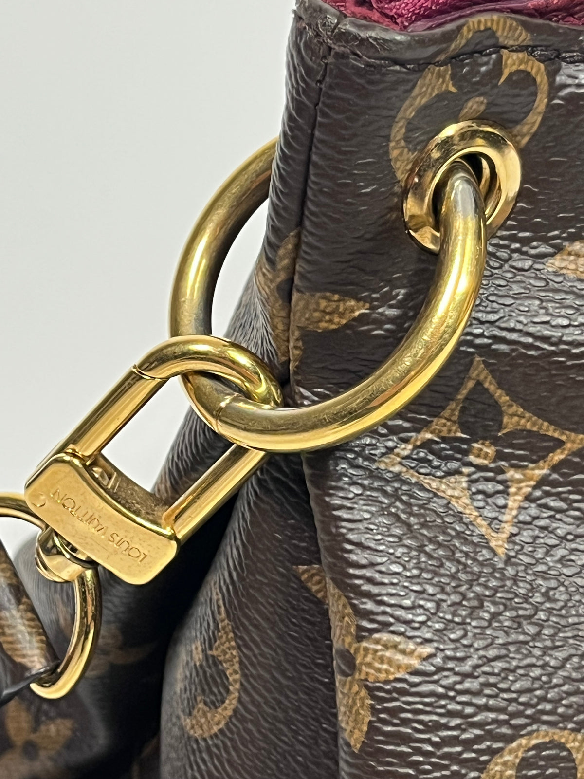 Louis Vuitton Pallas MM