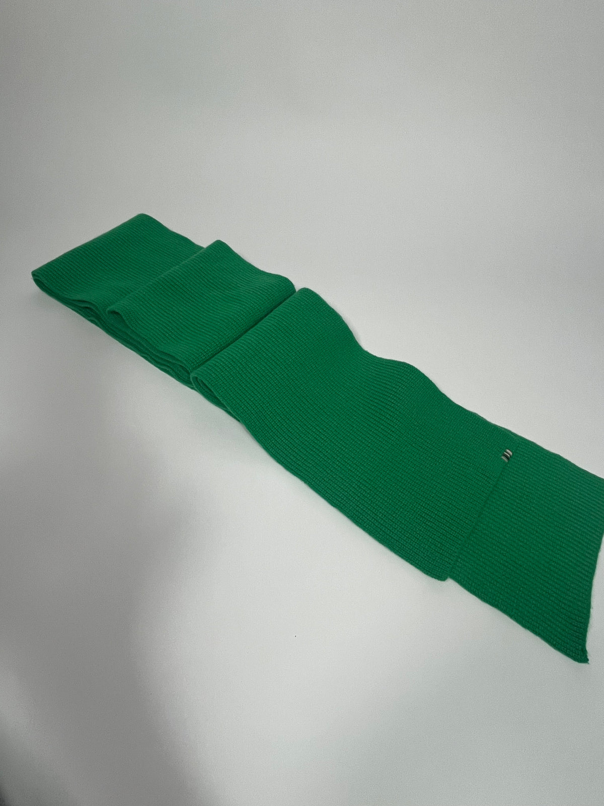 Extreme Cashmere x    long scarf