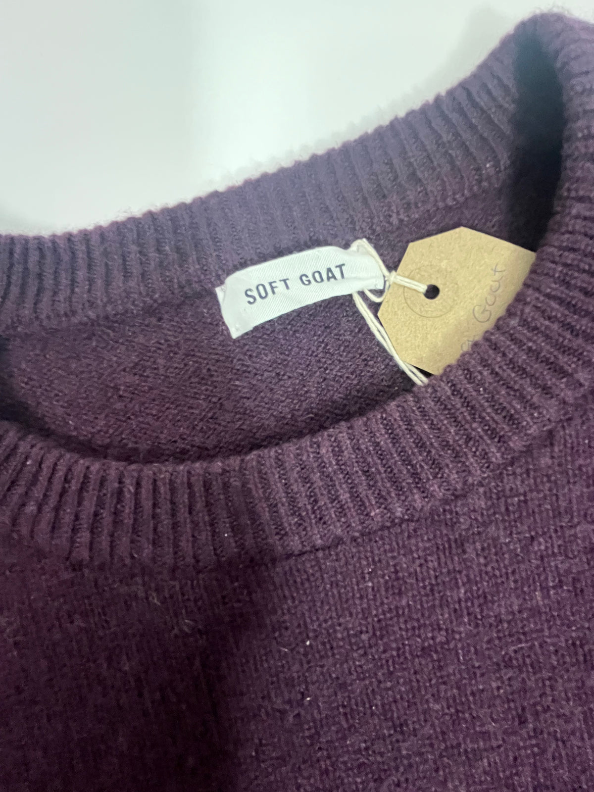 Soft Goat mulberry cashmere sweater