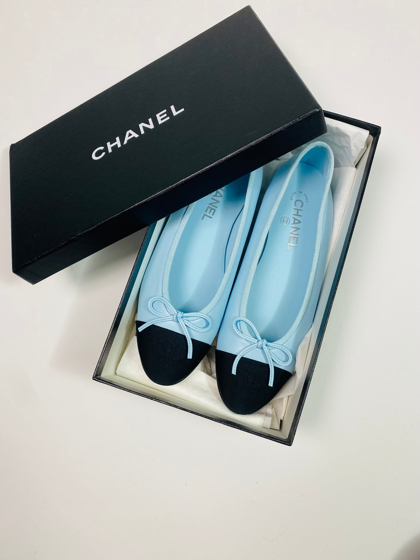 CHANEL Lambskin ballet flats