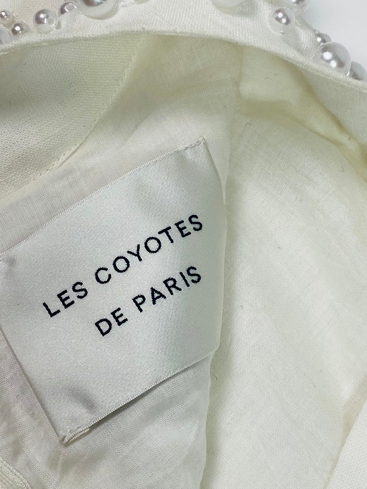 Les Coyotes De Paris pearl top